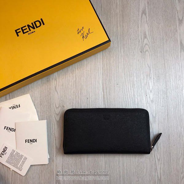 FENDI拉鏈錢包 19年春夏季最新手包 小摔牛皮 芬迪長錢包  fdz2136